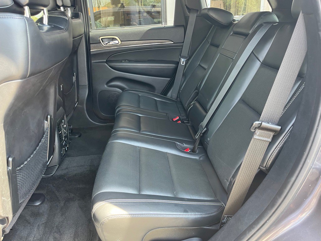 2015 Jeep Grand Cherokee Image 21