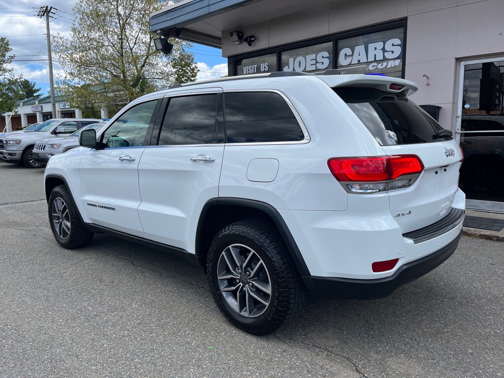 2019 Jeep Grand Cherokee Image 2