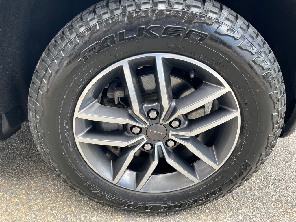 2019 Jeep Grand Cherokee Image 9