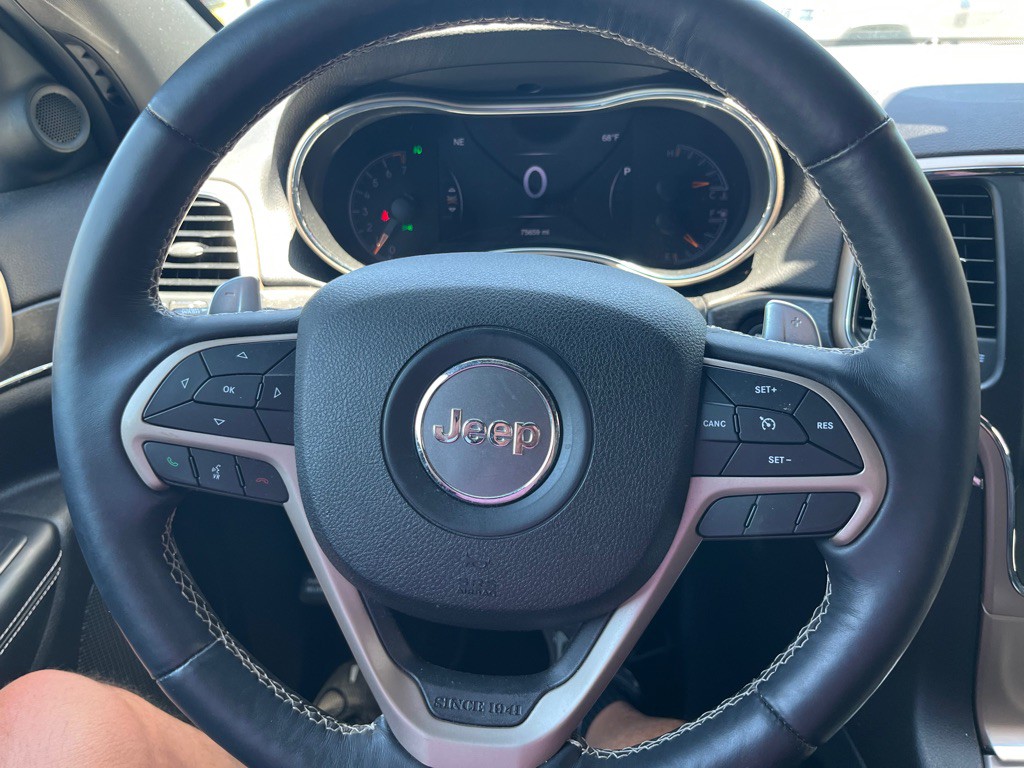 2017 Jeep Grand Cherokee Image 19