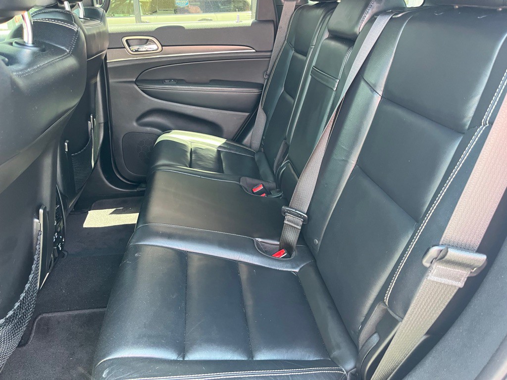 2017 Jeep Grand Cherokee Image 21
