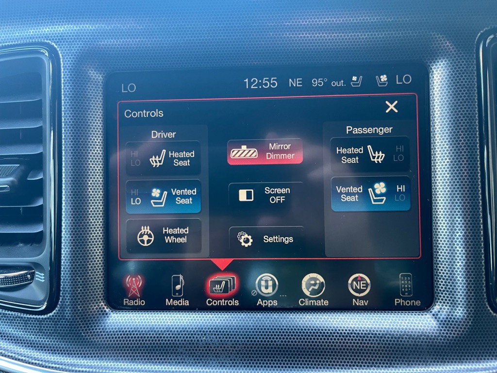 2016 Dodge Challenger Image 17