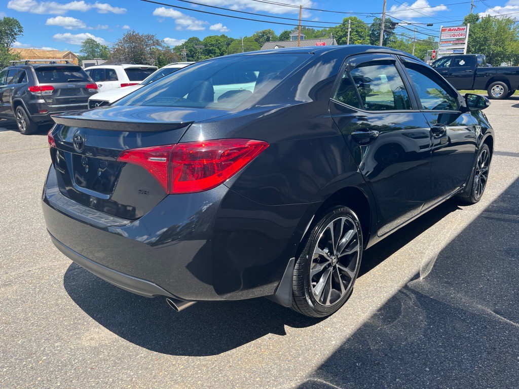 2017 Toyota Corolla Image 3