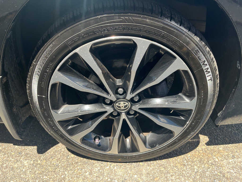 2017 Toyota Corolla Image 9