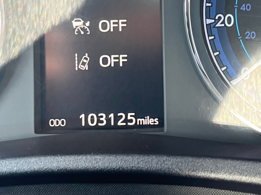 2017 Toyota Corolla Image 17
