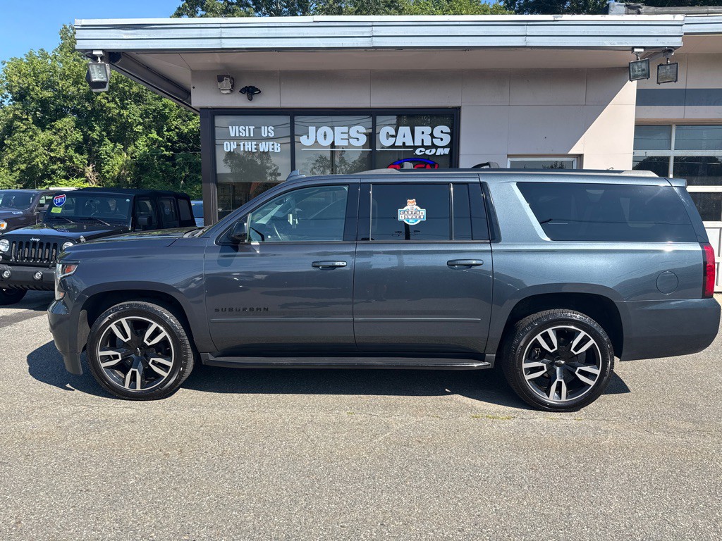2019 Chevrolet Suburban Image 1