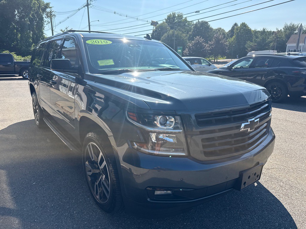 2019 Chevrolet Suburban Image 4