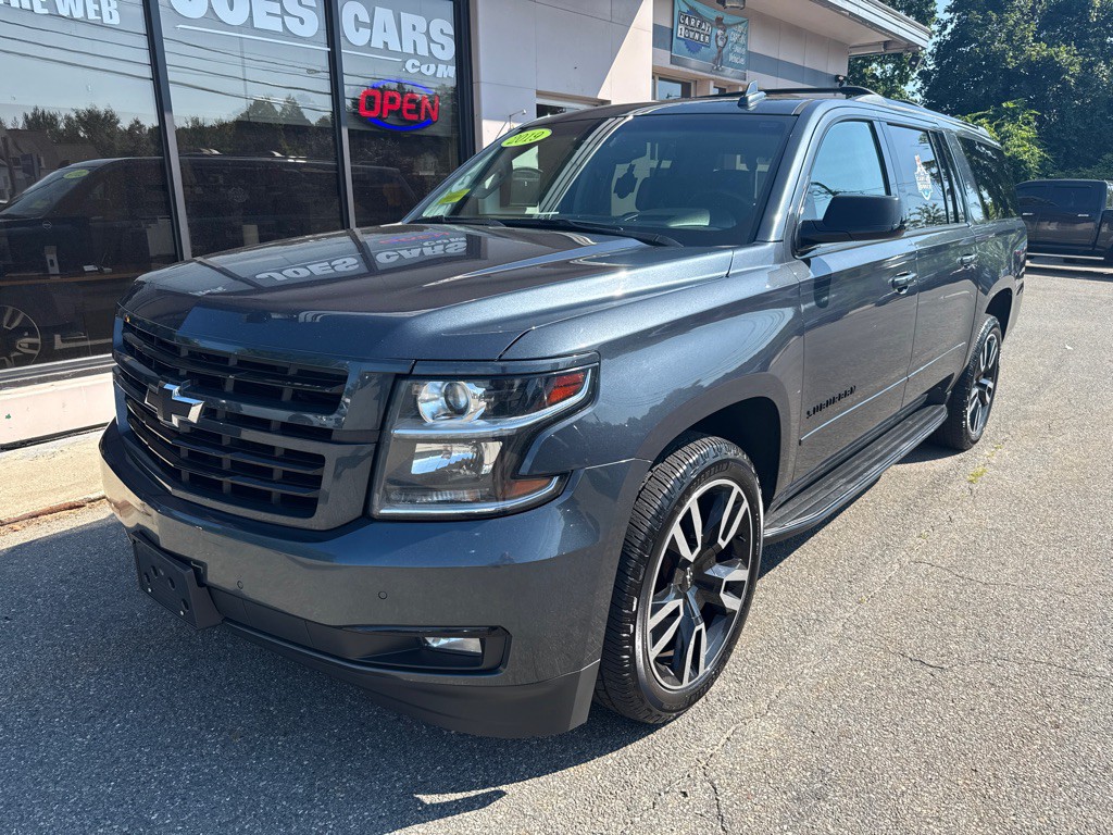 2019 Chevrolet Suburban Image 6