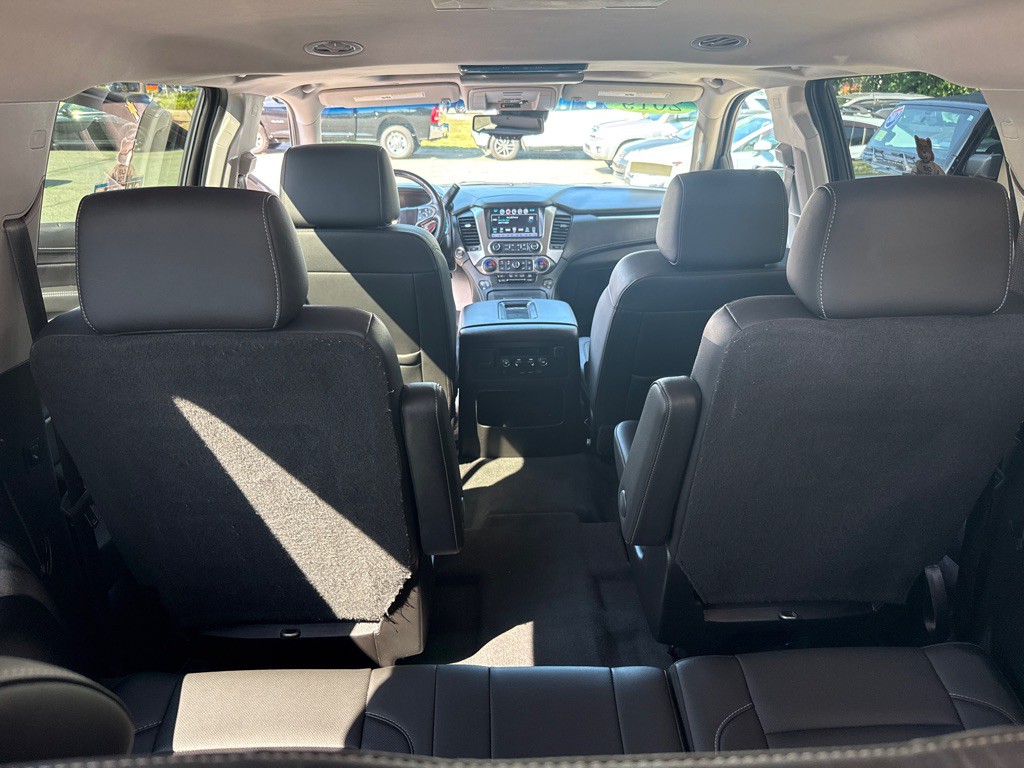 2019 Chevrolet Suburban Image 15