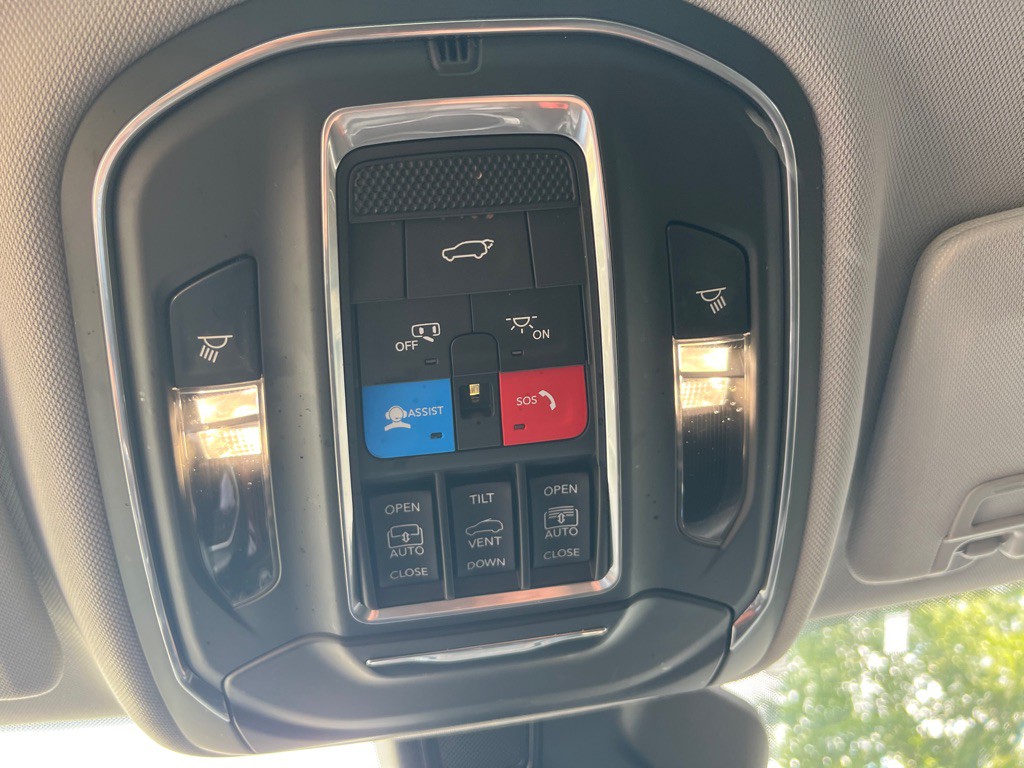 2021 Jeep Grand Cherokee Image 24