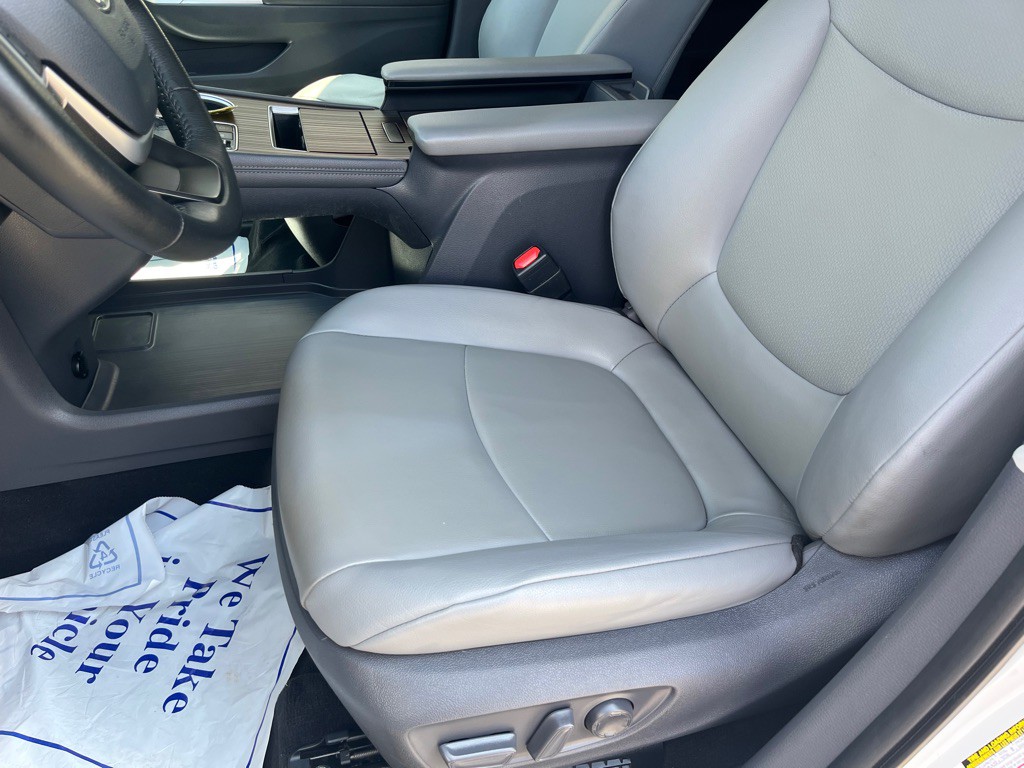2021 Toyota Sienna Image 11
