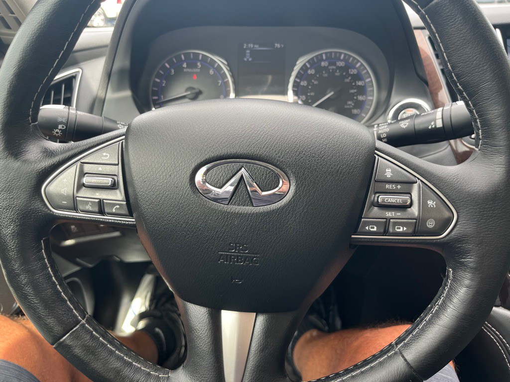 2017 INFINITI Q50 Image 19