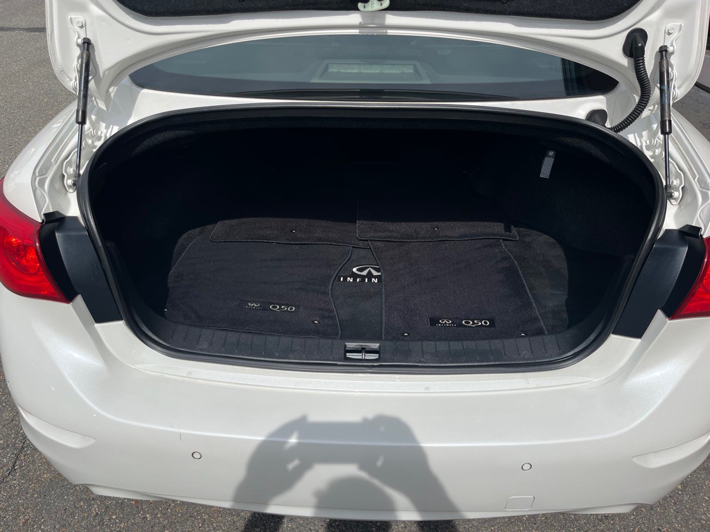 2017 INFINITI Q50 Image 25