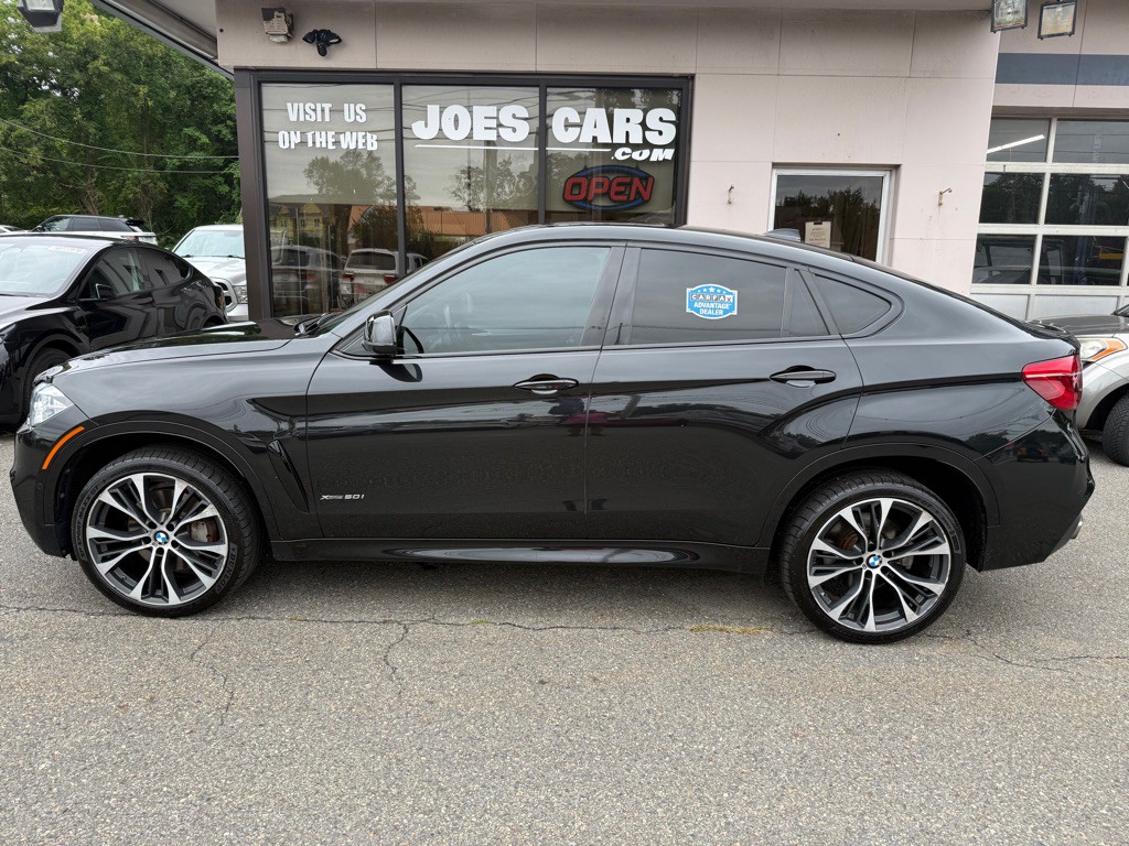2019 BMW X6 Image 1