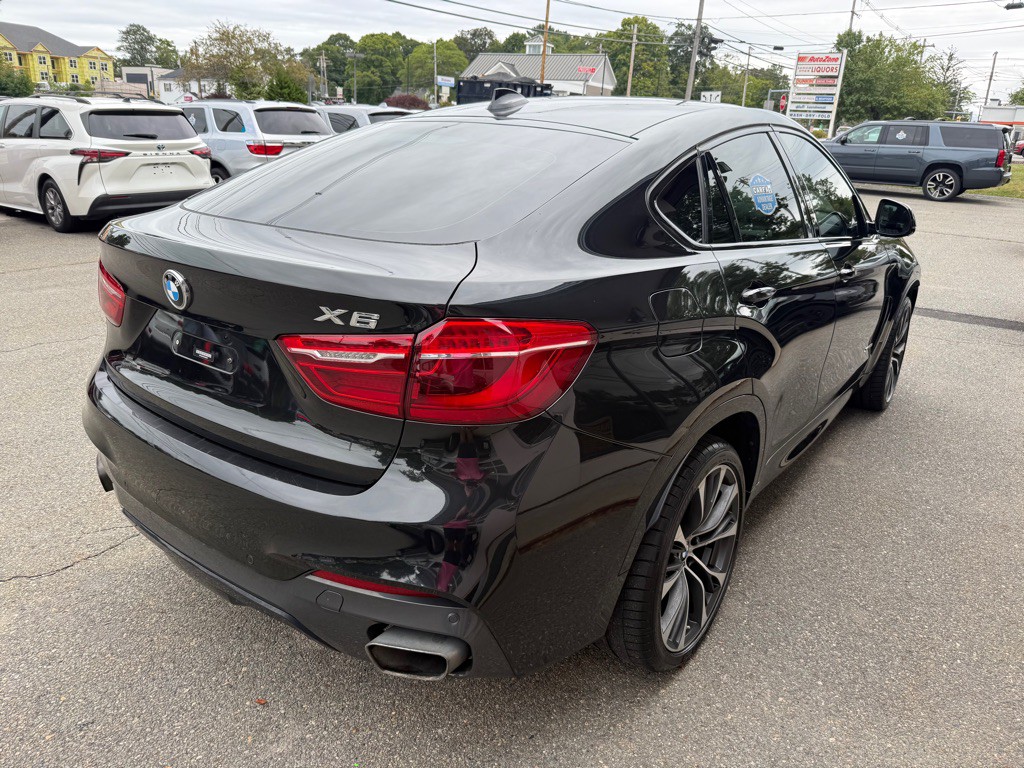 2019 BMW X6 Image 3