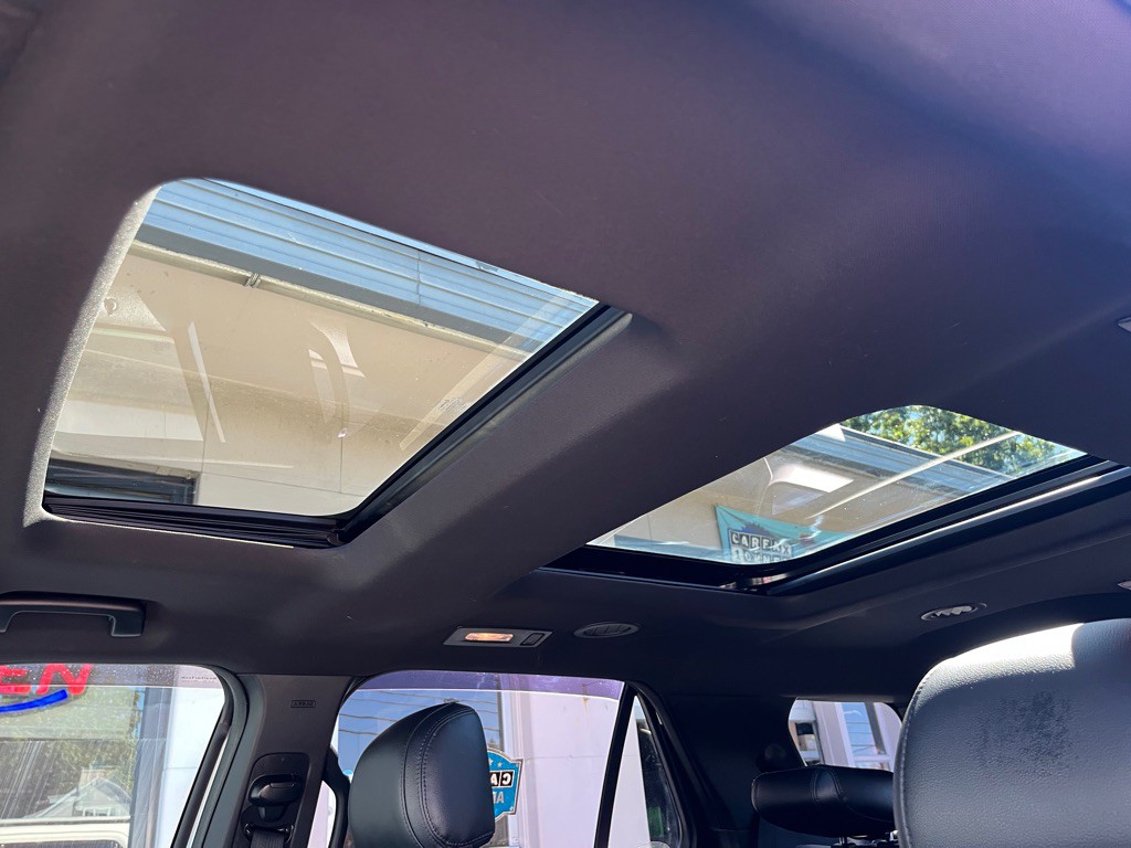 2017 Ford Explorer Image 21