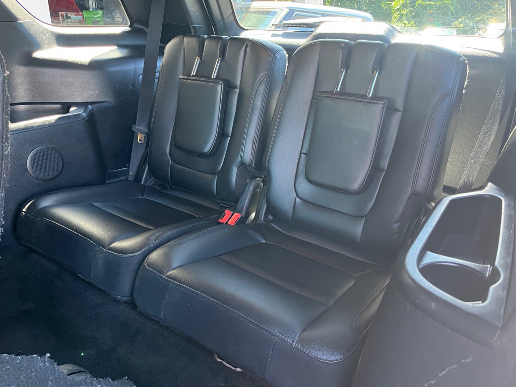2017 Ford Explorer Image 25
