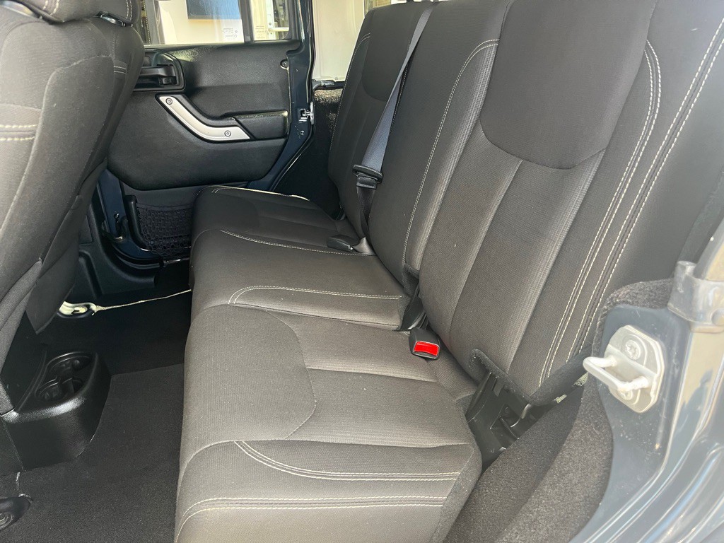 2017 Jeep Wrangler Unlimited Image 19