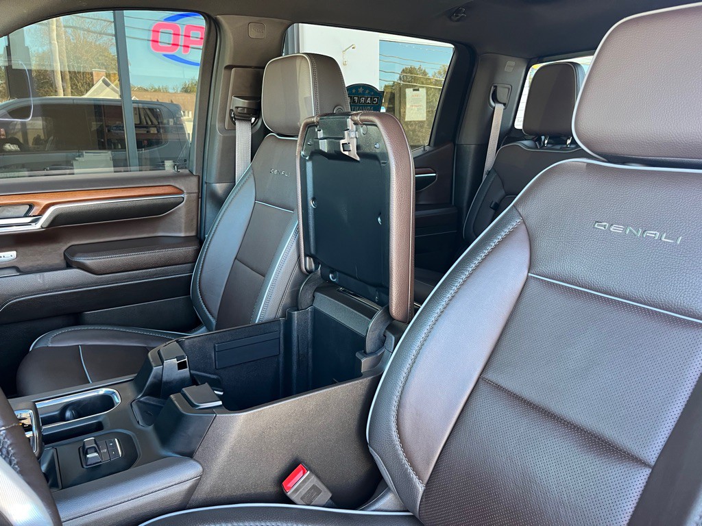 2023 GMC Sierra Image 14