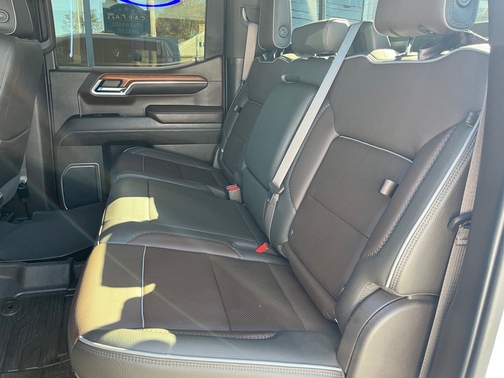 2023 GMC Sierra Image 25