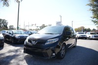 Image for 2018 Toyota Sienna SE ID: 6581305