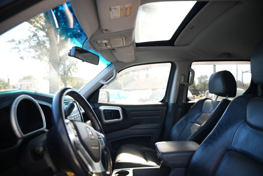 2006 Honda Ridgeline Image 9