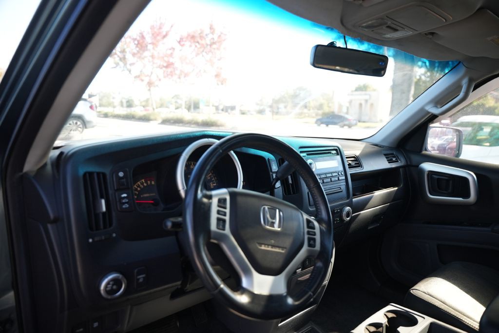 2006 Honda Ridgeline Image 8