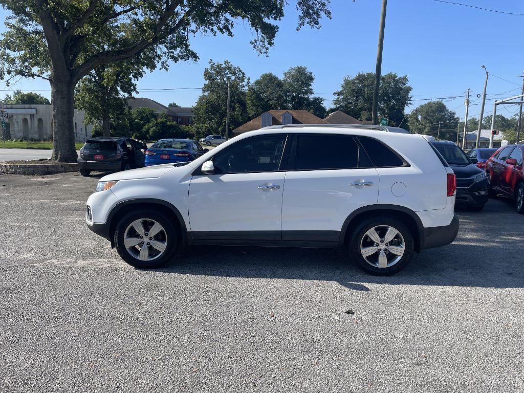 2013 Kia Sorento Image 2