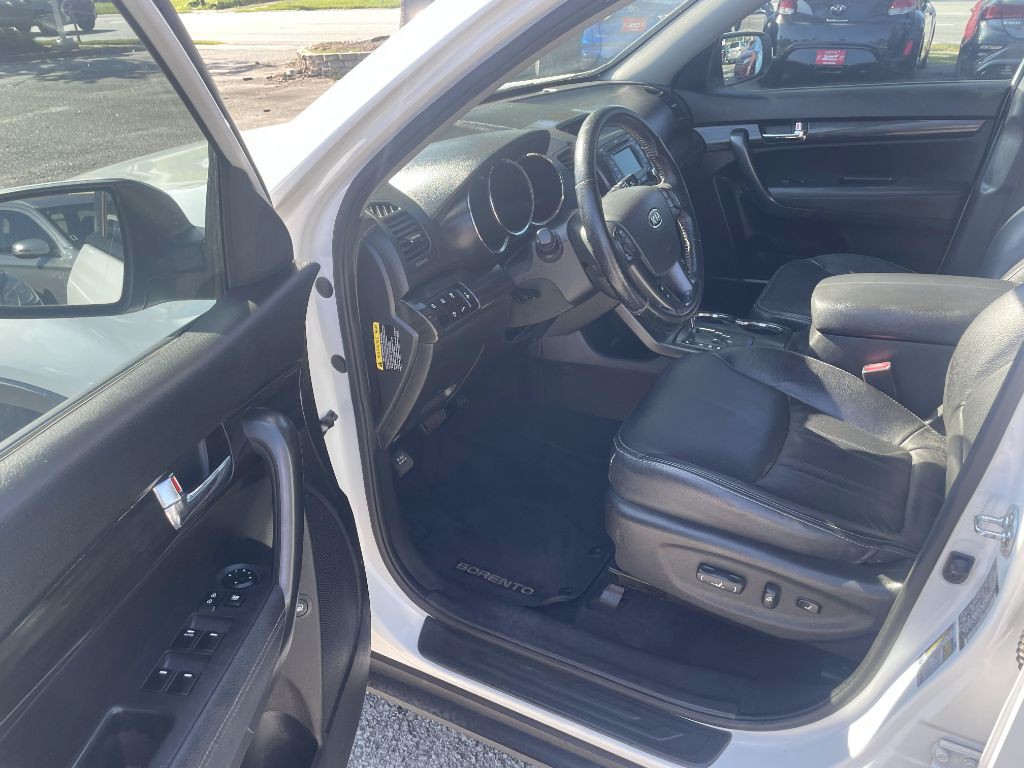 2013 Kia Sorento Image 8