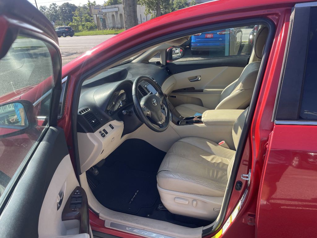 2009 Toyota Venza Image 8