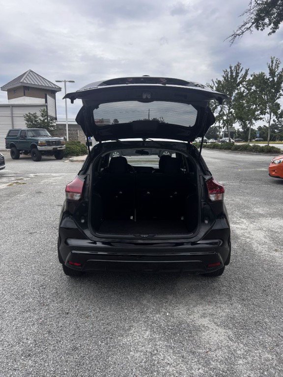2022 Nissan Kicks Image 10