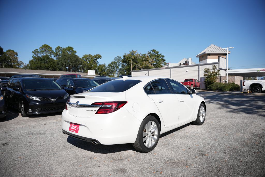 2017 Buick Regal Image 6