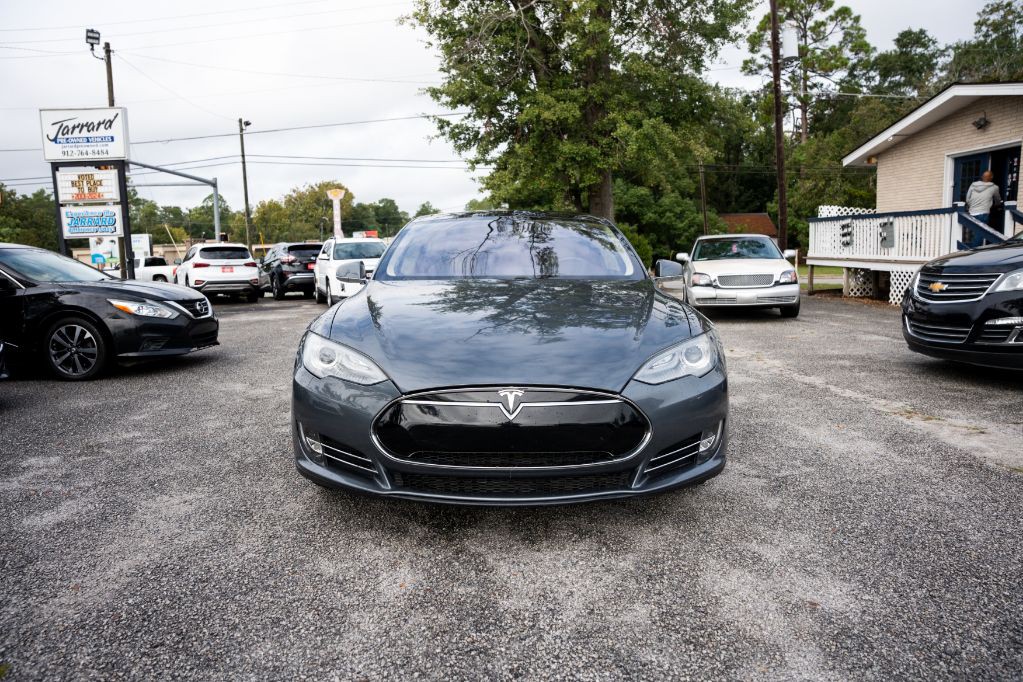 2013 Tesla Model S Image 2