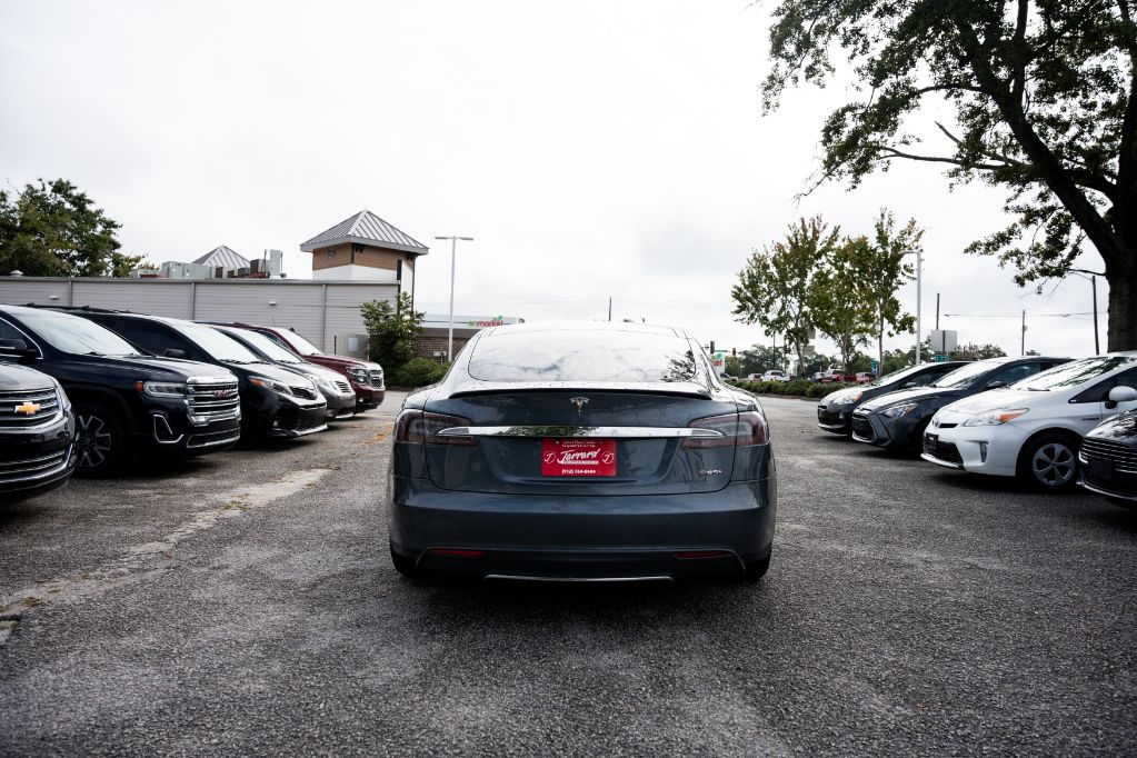 2013 Tesla Model S Image 5