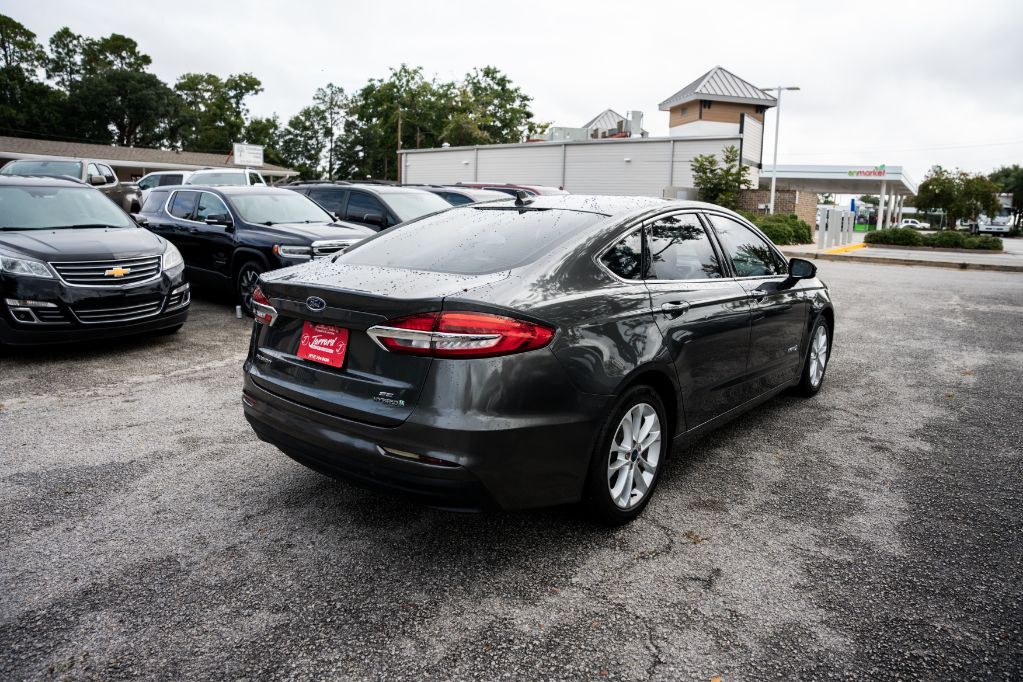 2019 Ford Fusion Image 6