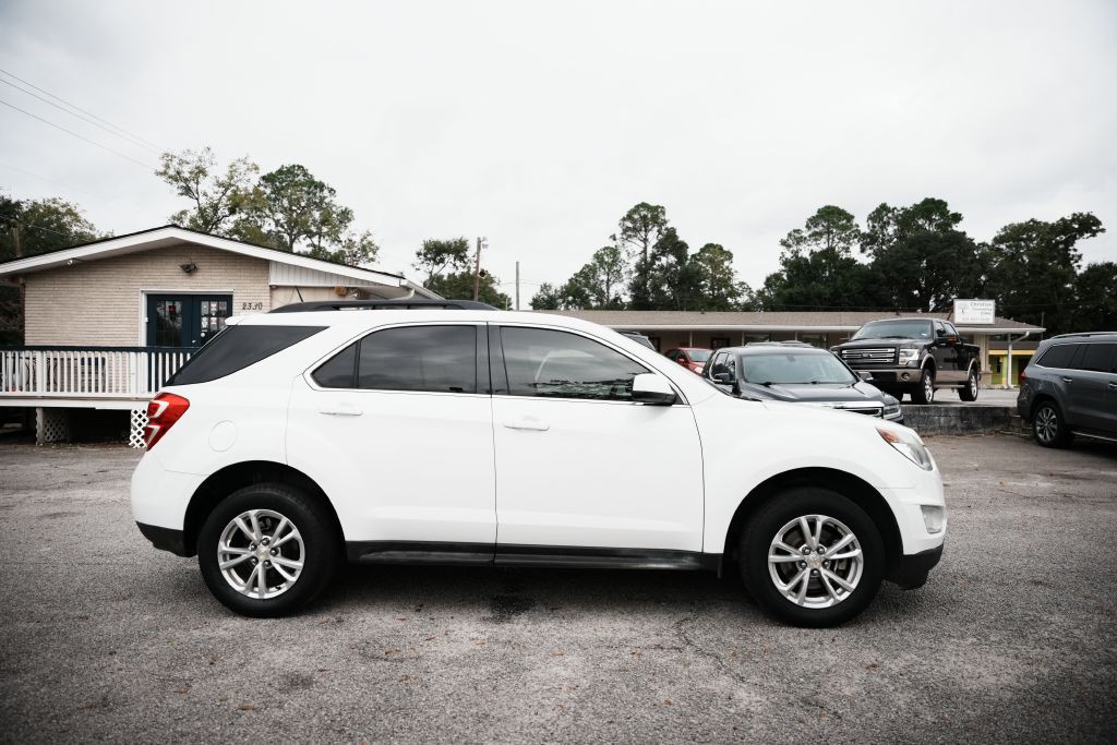 2017 Chevrolet Equinox Image 7