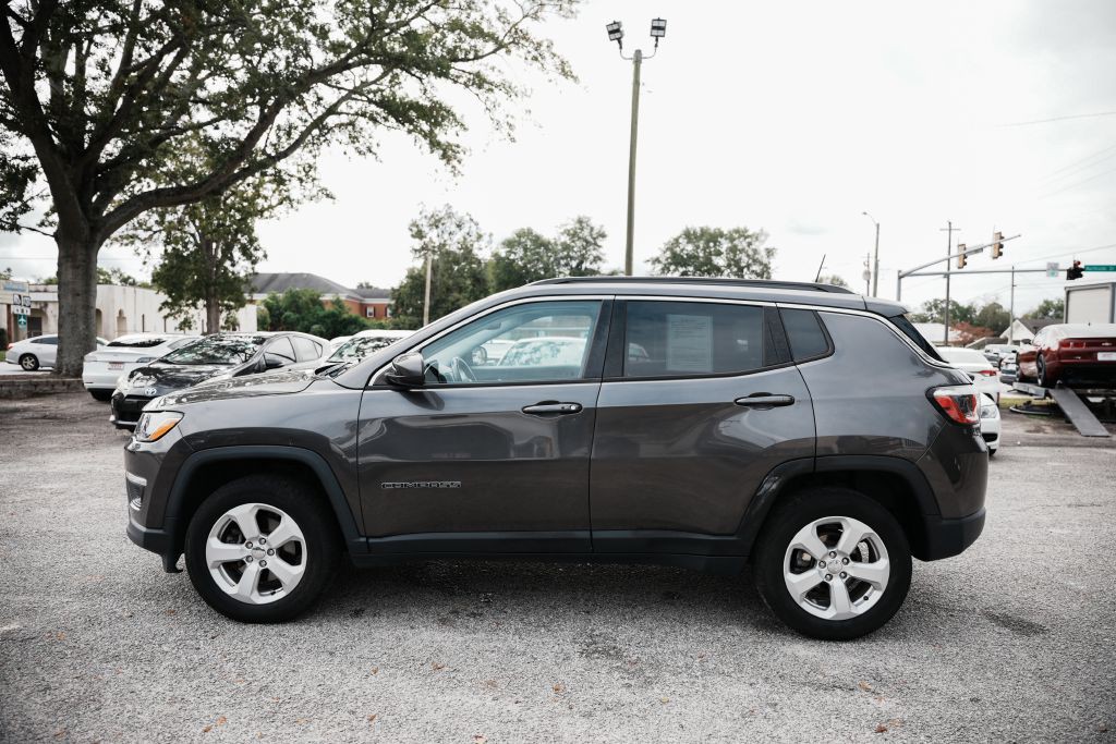 2018 Jeep Compass Image 3
