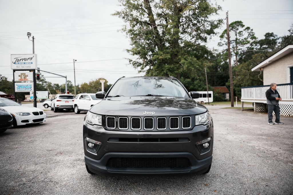 2018 Jeep Compass Image 2