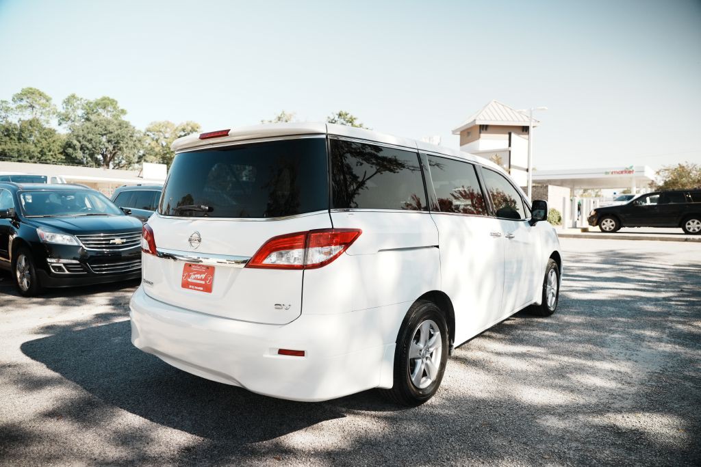 2015 Nissan Quest Image 5