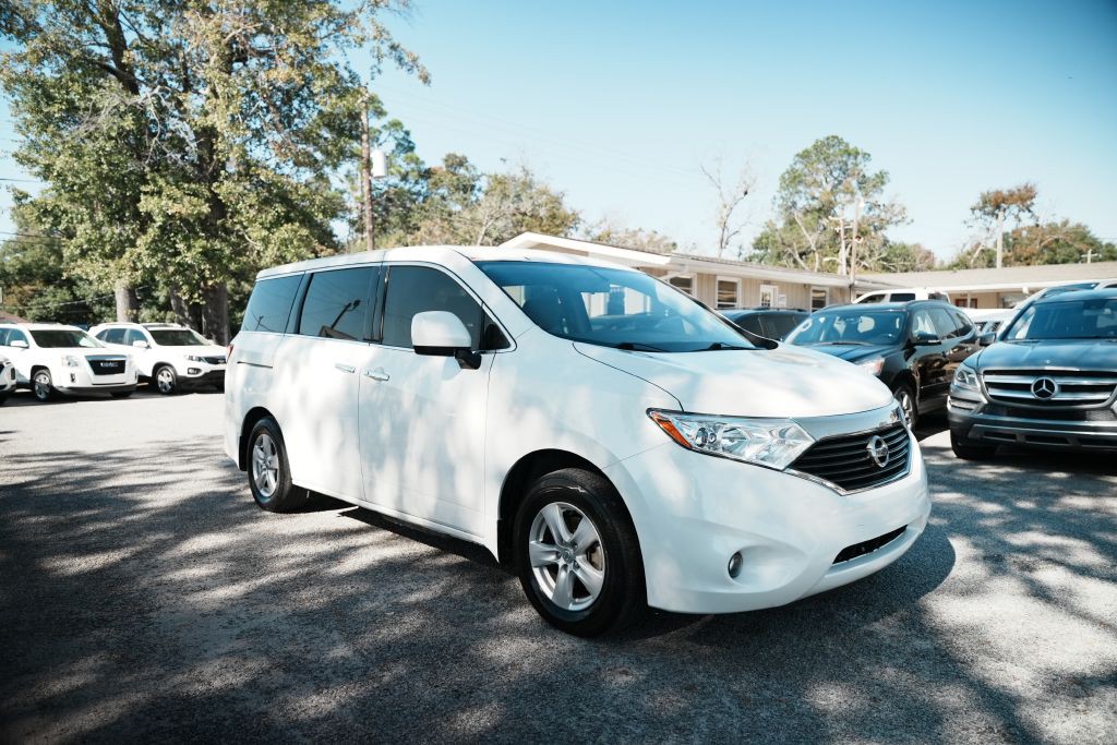 2015 Nissan Quest Image 7