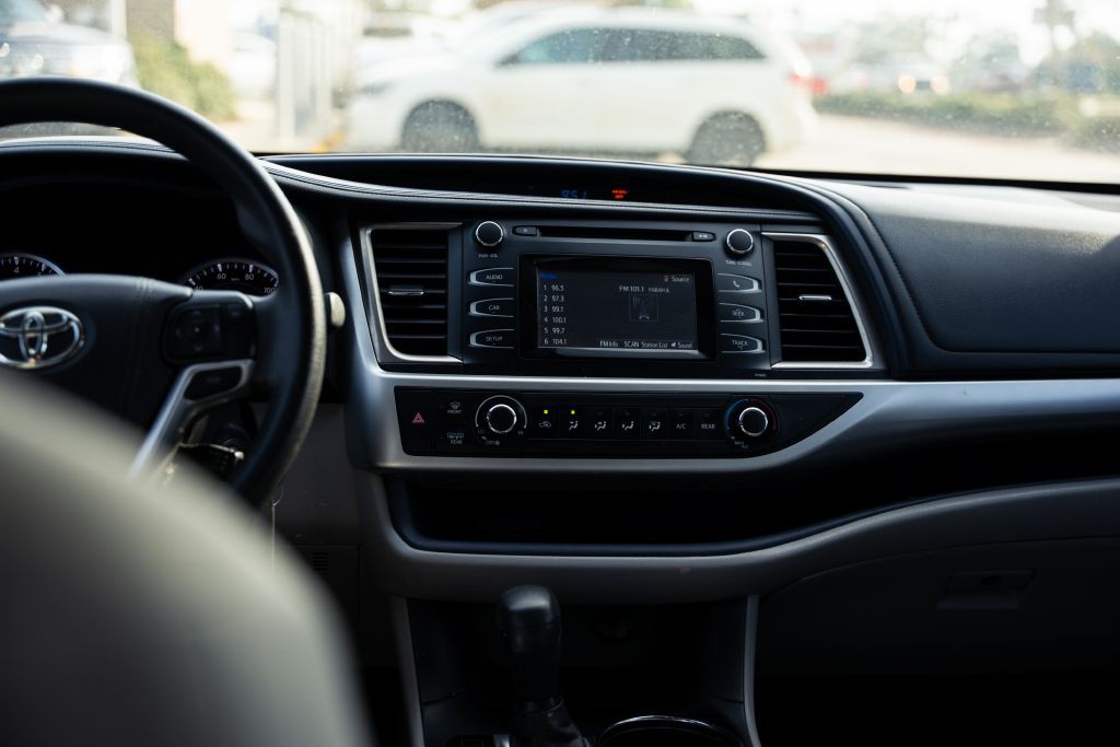 2016 Toyota Rav4 Image 10