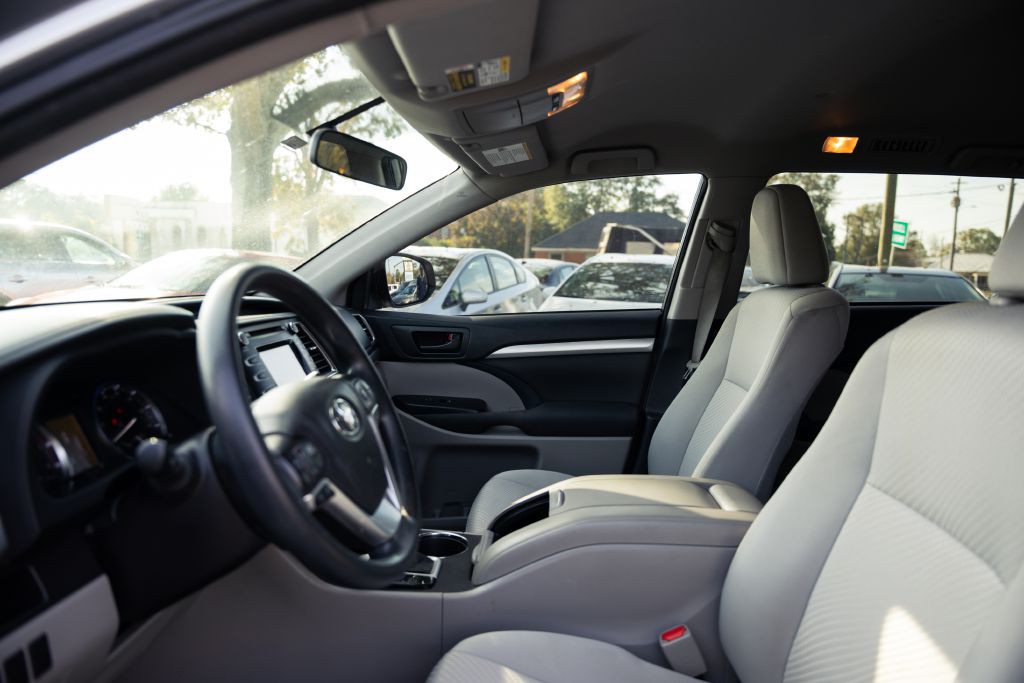 2016 Toyota Rav4 Image 12