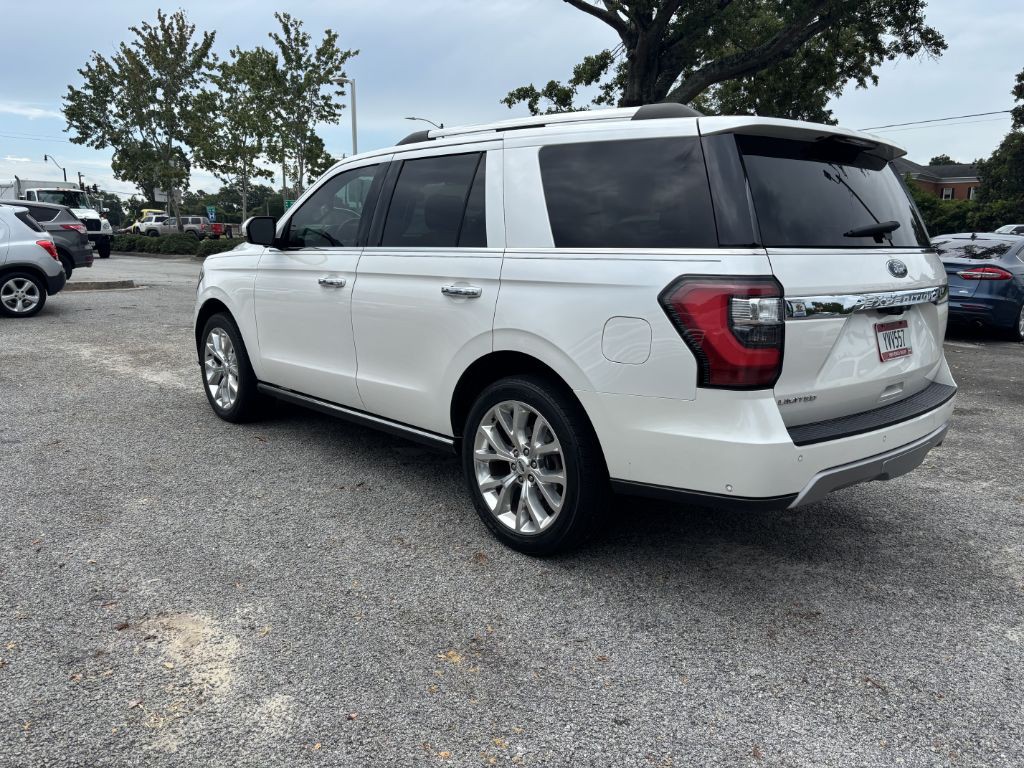 2018 Ford Expedition Image 2