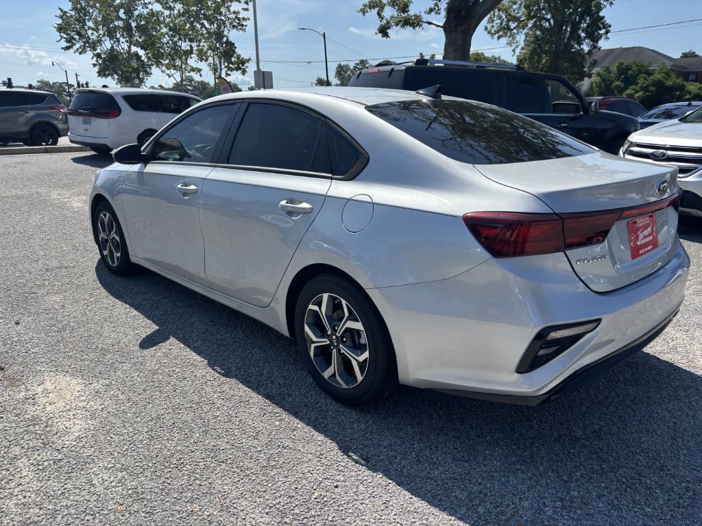 2021 Kia Forte Image 3