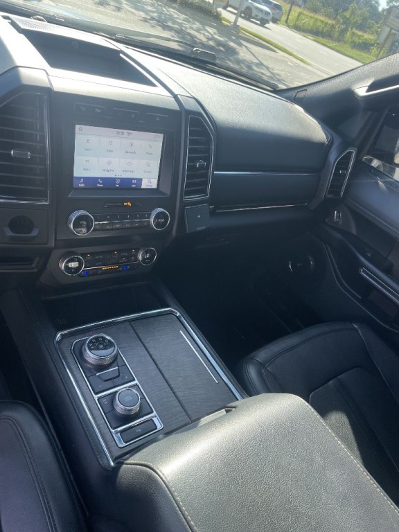 2020 Ford Expedition Image 6