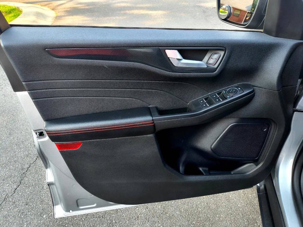 2023 Ford Escape Image 9