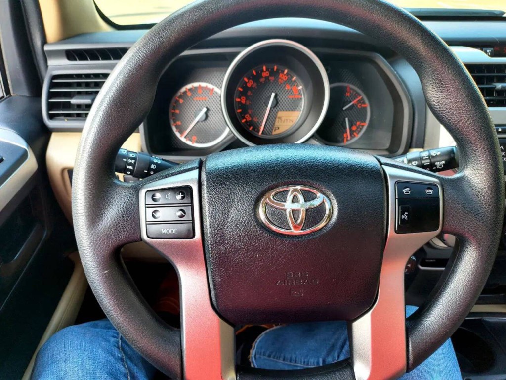 2011 Toyota 4Runner Image 15