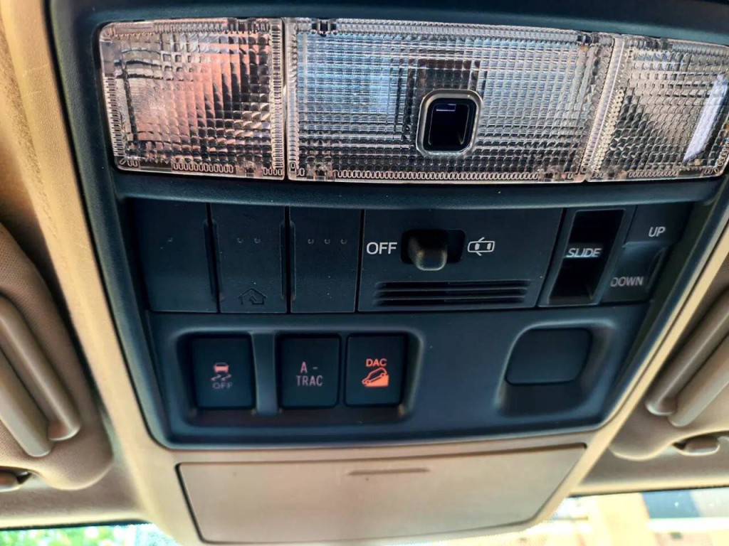 2011 Toyota 4Runner Image 22