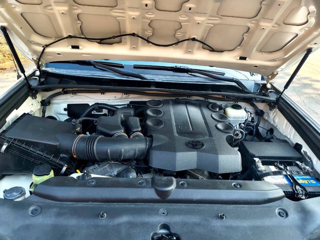 2011 Toyota 4Runner Image 33