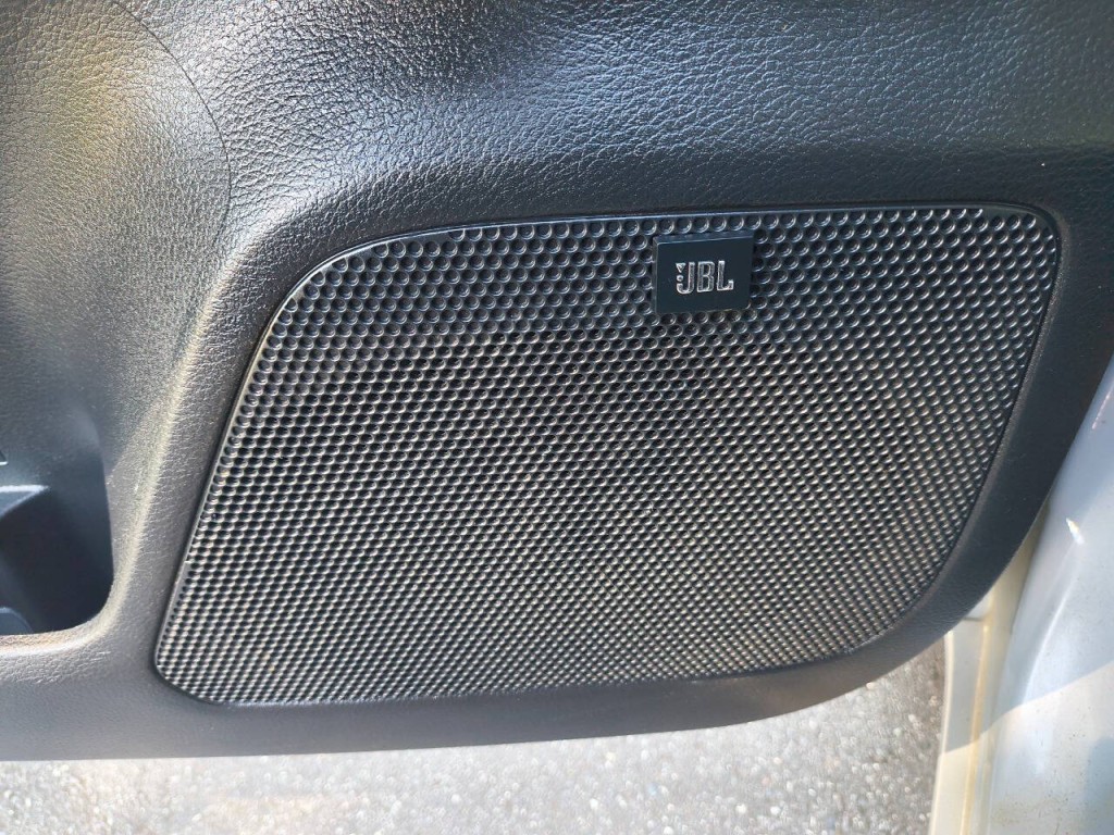 2018 Toyota Tacoma Image 11